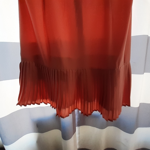 Pretty little thing dress - Picture 3 of 7